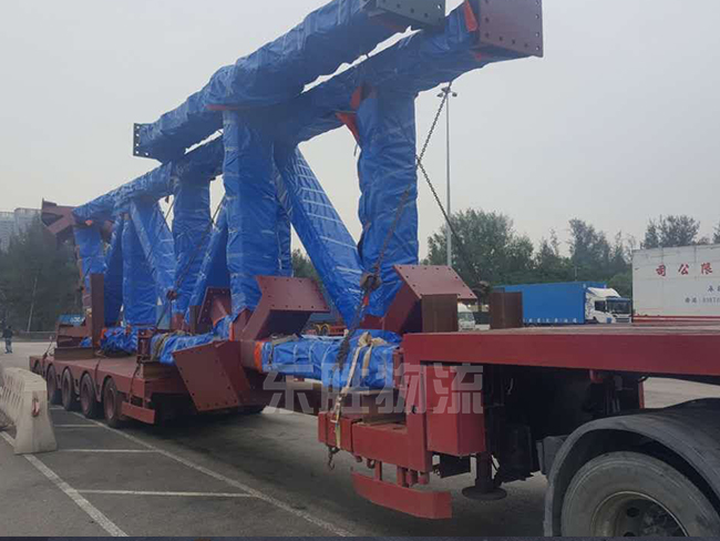 超長(zhǎng)、超寬、超高貨物運(yùn)輸?shù)桨拈T，澳門矮排車物流運(yùn)輸
