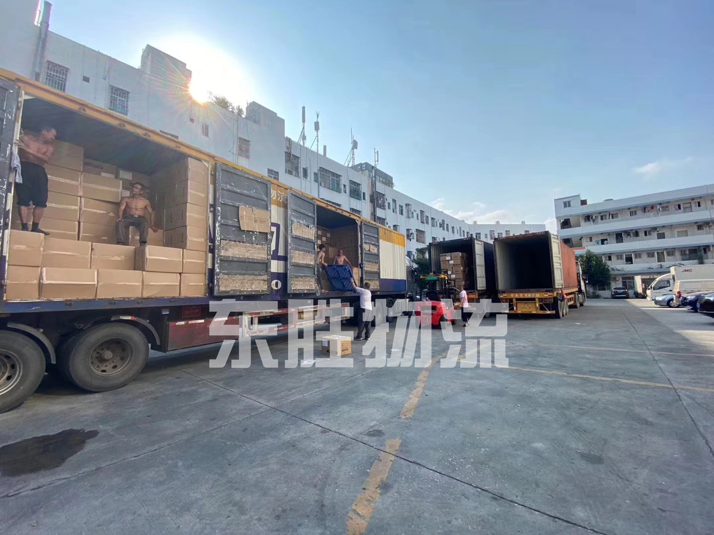 深圳到香港貨運，國內口罩發香港物流公司運輸案例圖