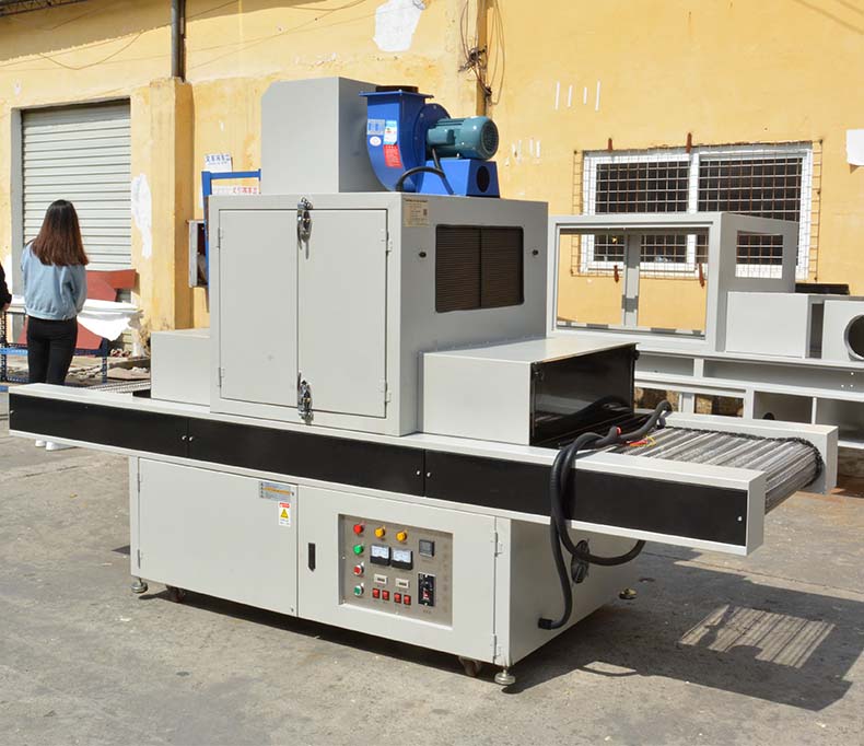 手機(jī)殼5.6KW2組燈UV光固機(jī) 手機(jī)殼5.6KW2組燈UV光固機(jī)